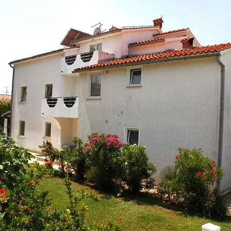 House And Apts In Istrien 9879 Semesterbostad Poreč